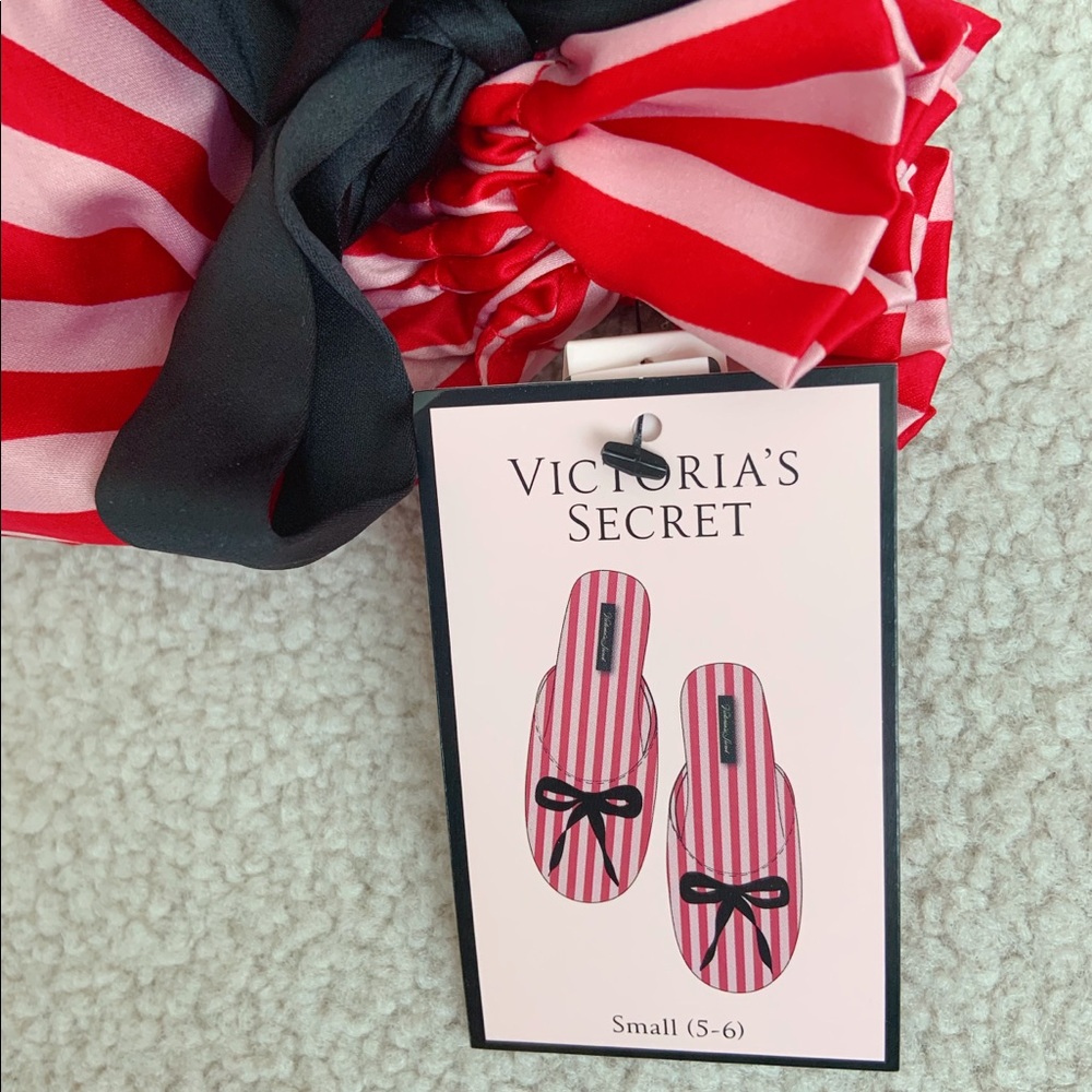 Victoria’s Secret slipper - Picture 4 of 10
